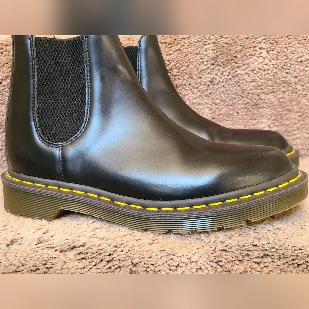 Dr Martens US 7 Women Black Leather Chelsea Boots - Picture 14 of 17